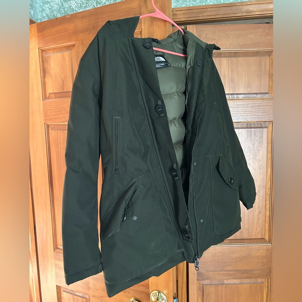 Women’s NorthFace Parka
